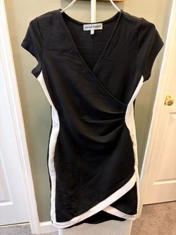 Black and White Short Sleeve Dress
