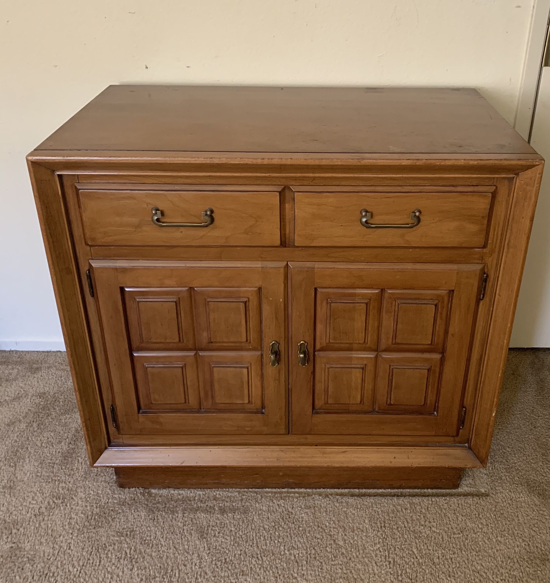 Small antique dresser cabinet - United furniture corporation