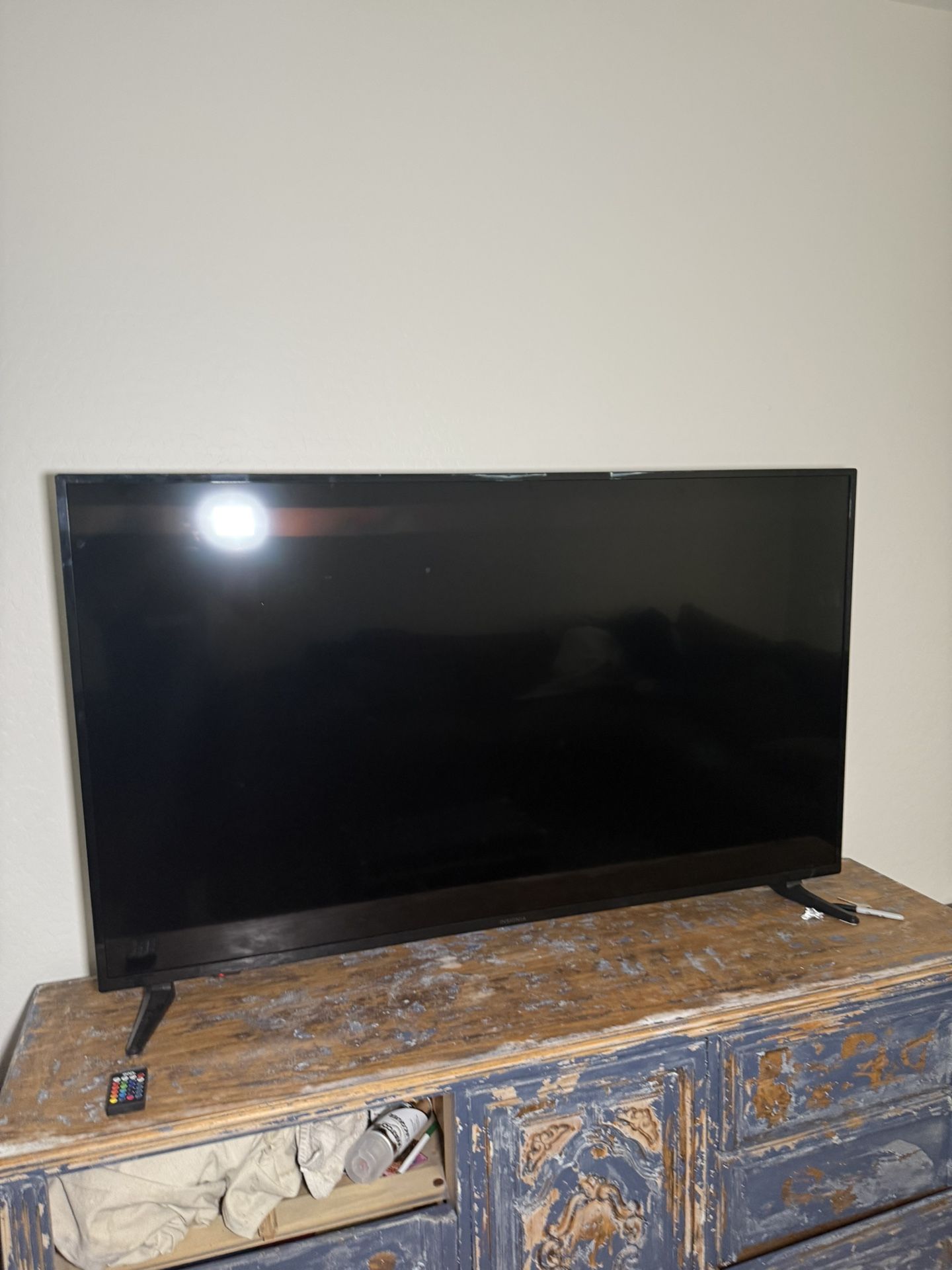 Insignia 70" Class F50 Series LED 4K UHD Smart Fire TV