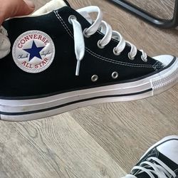 Unisex Converse Shoes 9 Men's 11 Women Black Shoes 