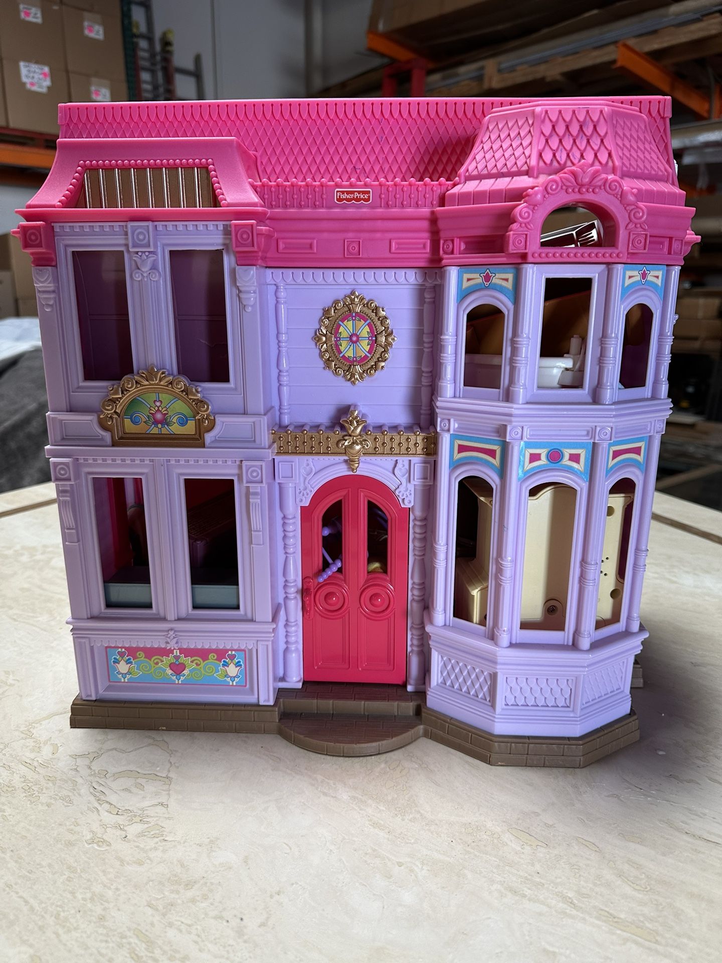 Expandable Doll House