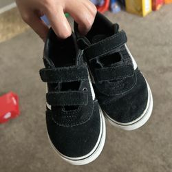 Kids Shoes (vans)
