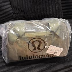 Lululemon bag