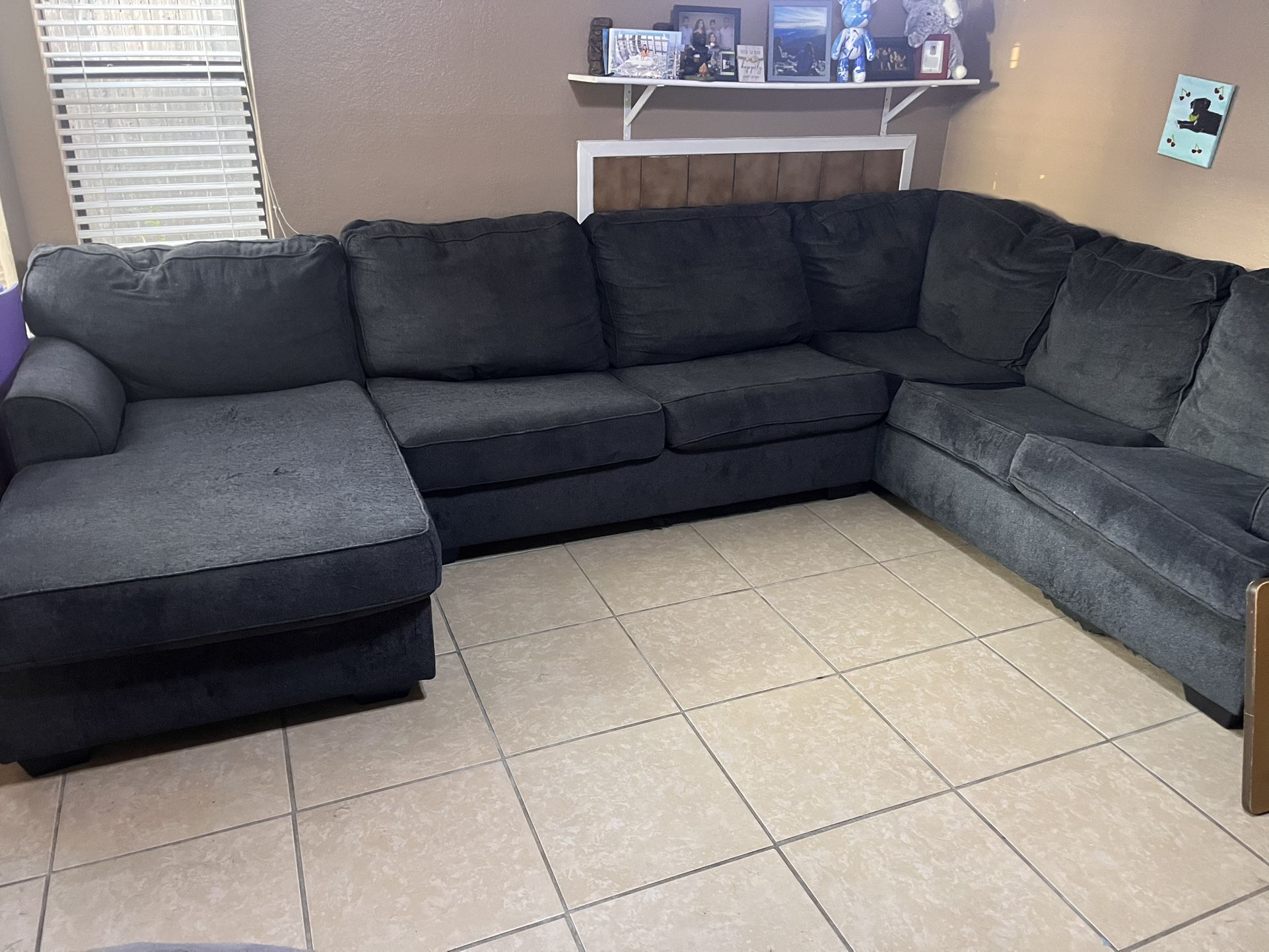 Sectional Sofa 