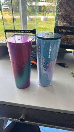 Starbucks cups