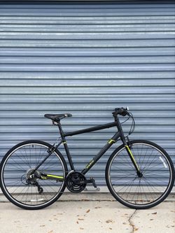 Marin Fairfax Hybrid Bike 
