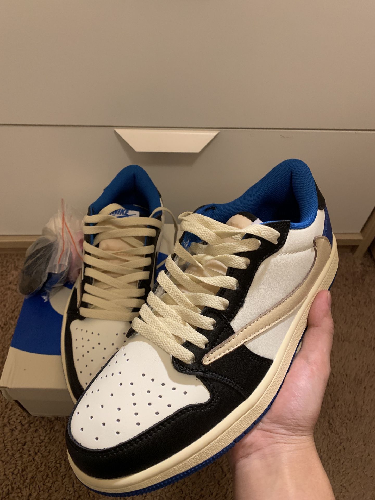 Travis Scott Fragment Jordan 1 Low