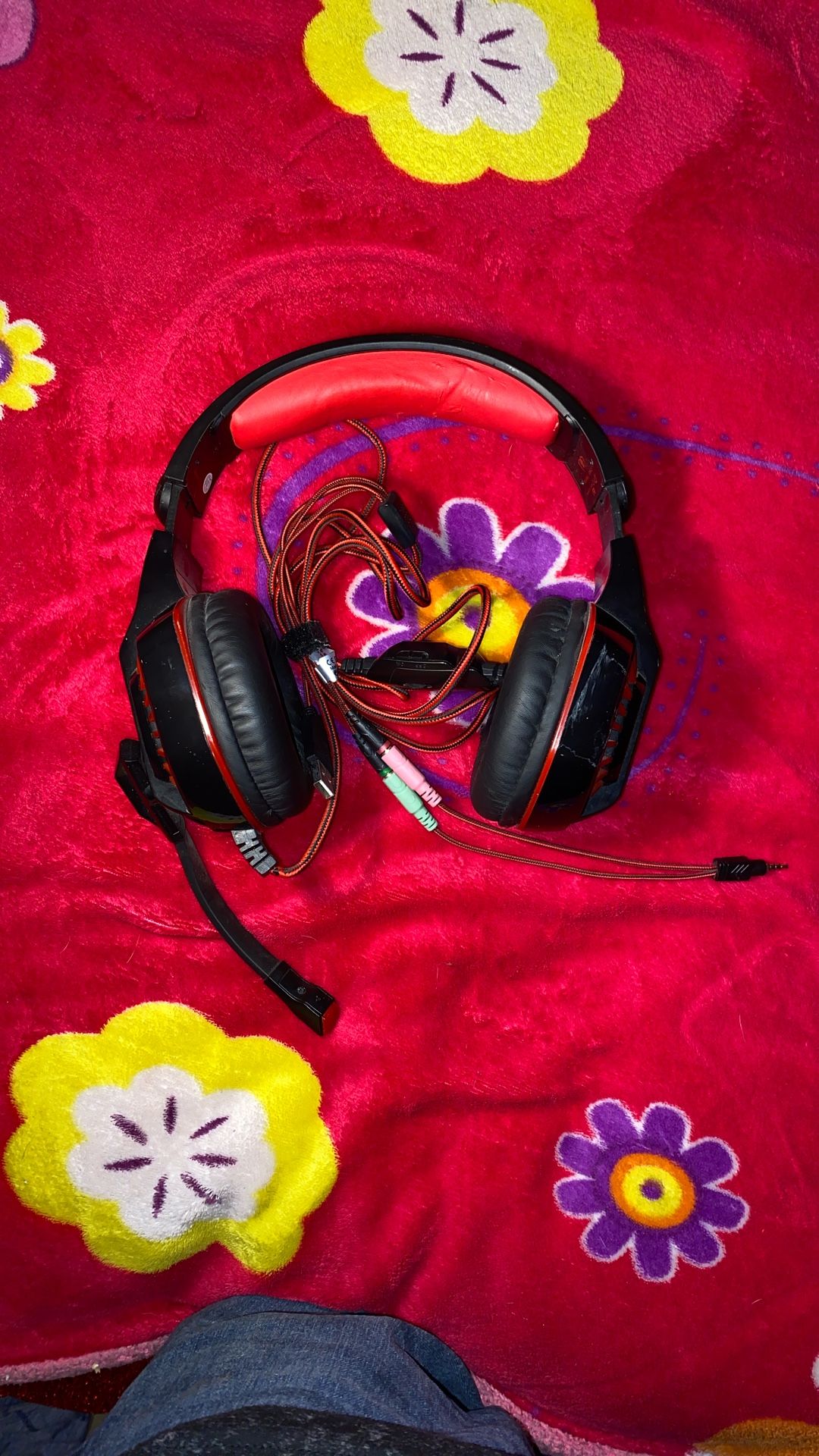 Beexcellent, MODEL : GM-2 Headphones And Mic