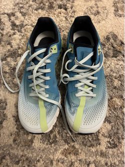 On oudnTenis Mujer size 7.5