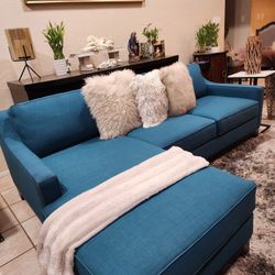 Sofa Sectional Couch Reversible Chaise Like New In Very Good Condition🚚🚛FREE DELIVERY 🚚 