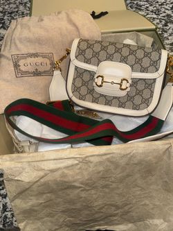 Authentic Gucci Crossbody. New- accepts reasonable offers
