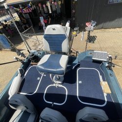 1989 Bayliner Bass boat