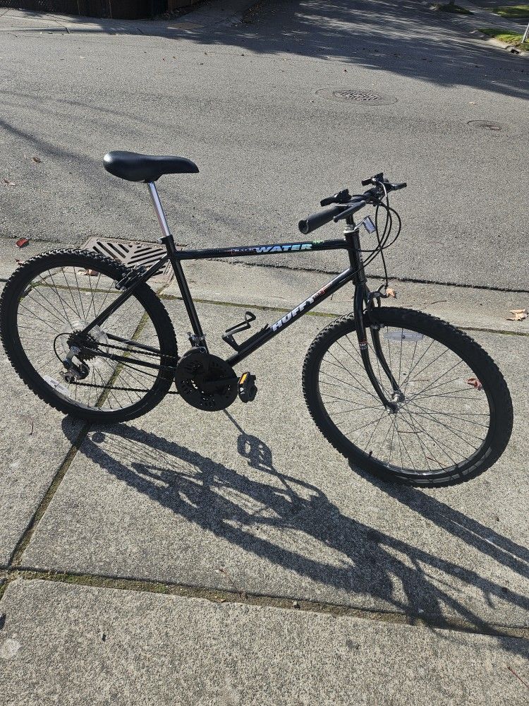 Bike Huffy Back Water,26", Speed 18, Very Good Condition