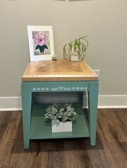 CATCH ALL ENTRY WAY TABLE