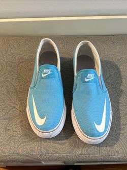 NIKE 719744-400 TOKI SLIPON CANVAS SHOES LIGHT BLUE 6Y