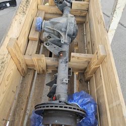 Bronco raptor  and base model  axele assembly  rear  tire  21 to 26