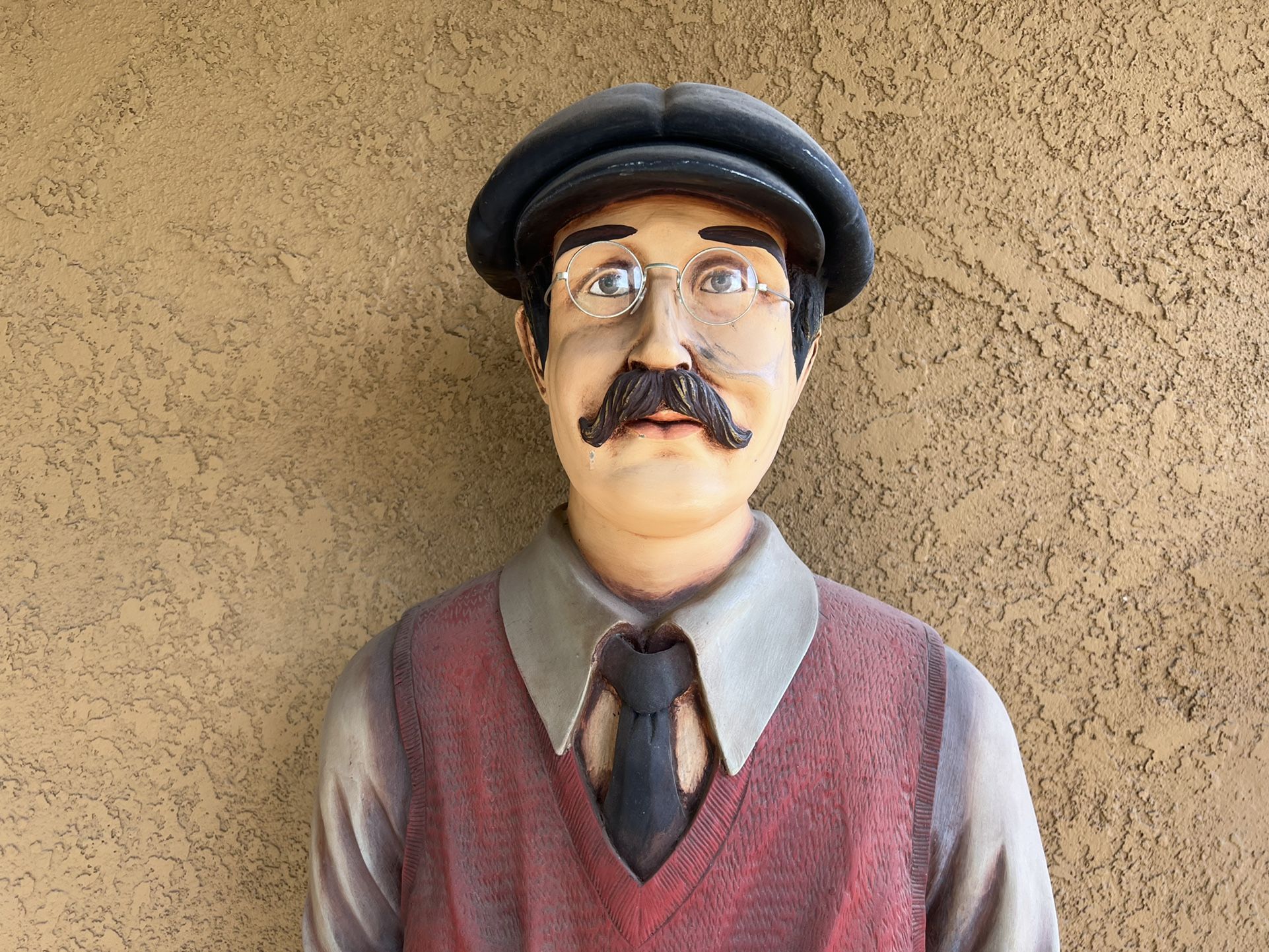 Life Size Golfer Statue