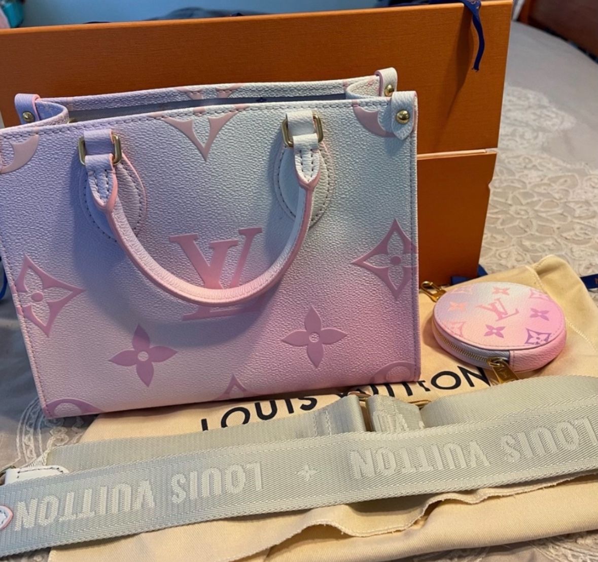 Louis Vuitton On The Go