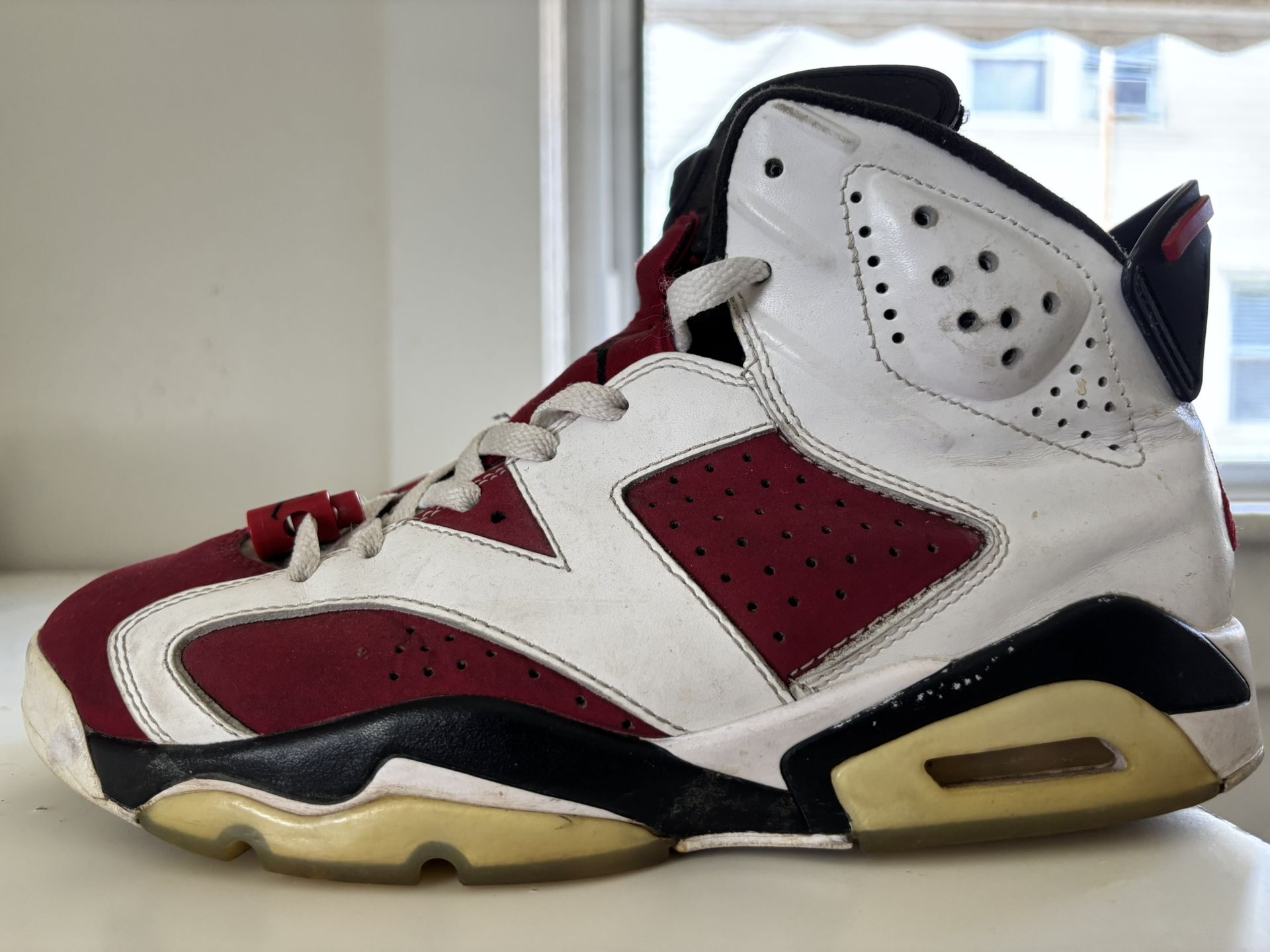 Jordan VI size 8