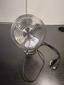 Junior Breeze
Dry rated
USB with rechargeable battery
