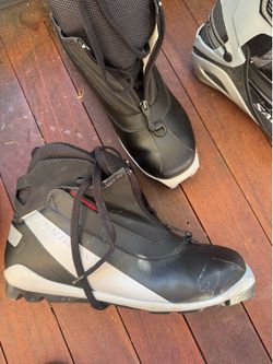 Salomon Size 10 Men’s Cross Country Ski Boots