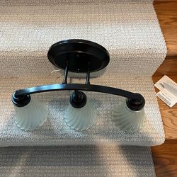Bathroom Lights & Accessories