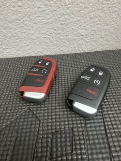 Charger Chrysler Red Key and Black Key