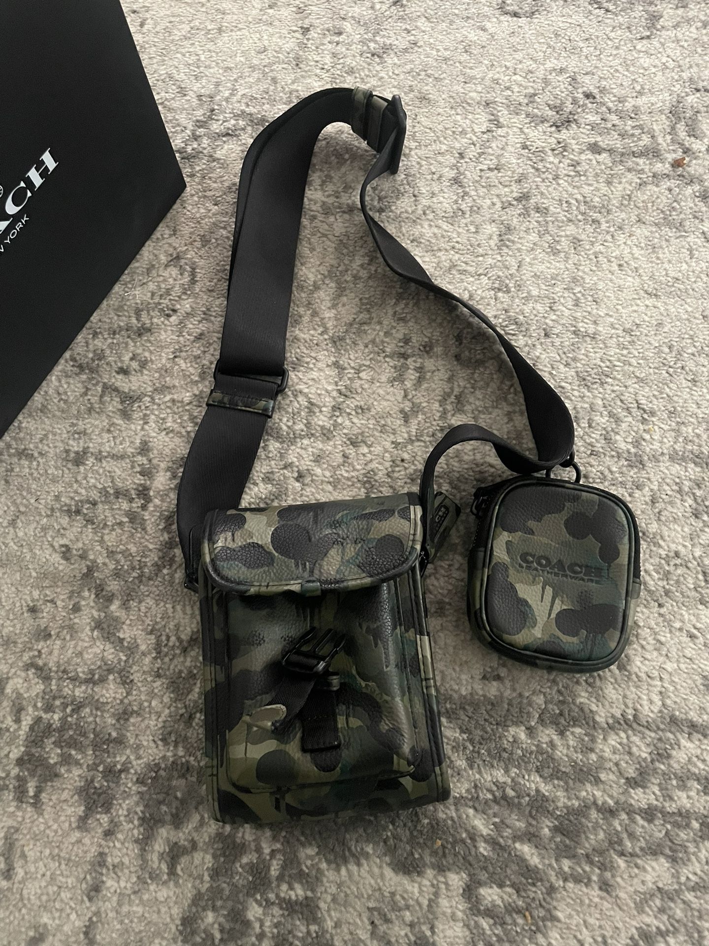 Men’s Coach Satchel