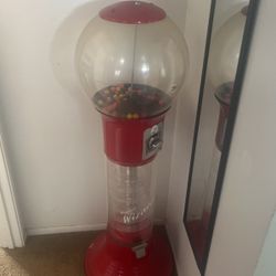 5’1” Gumball Machine 