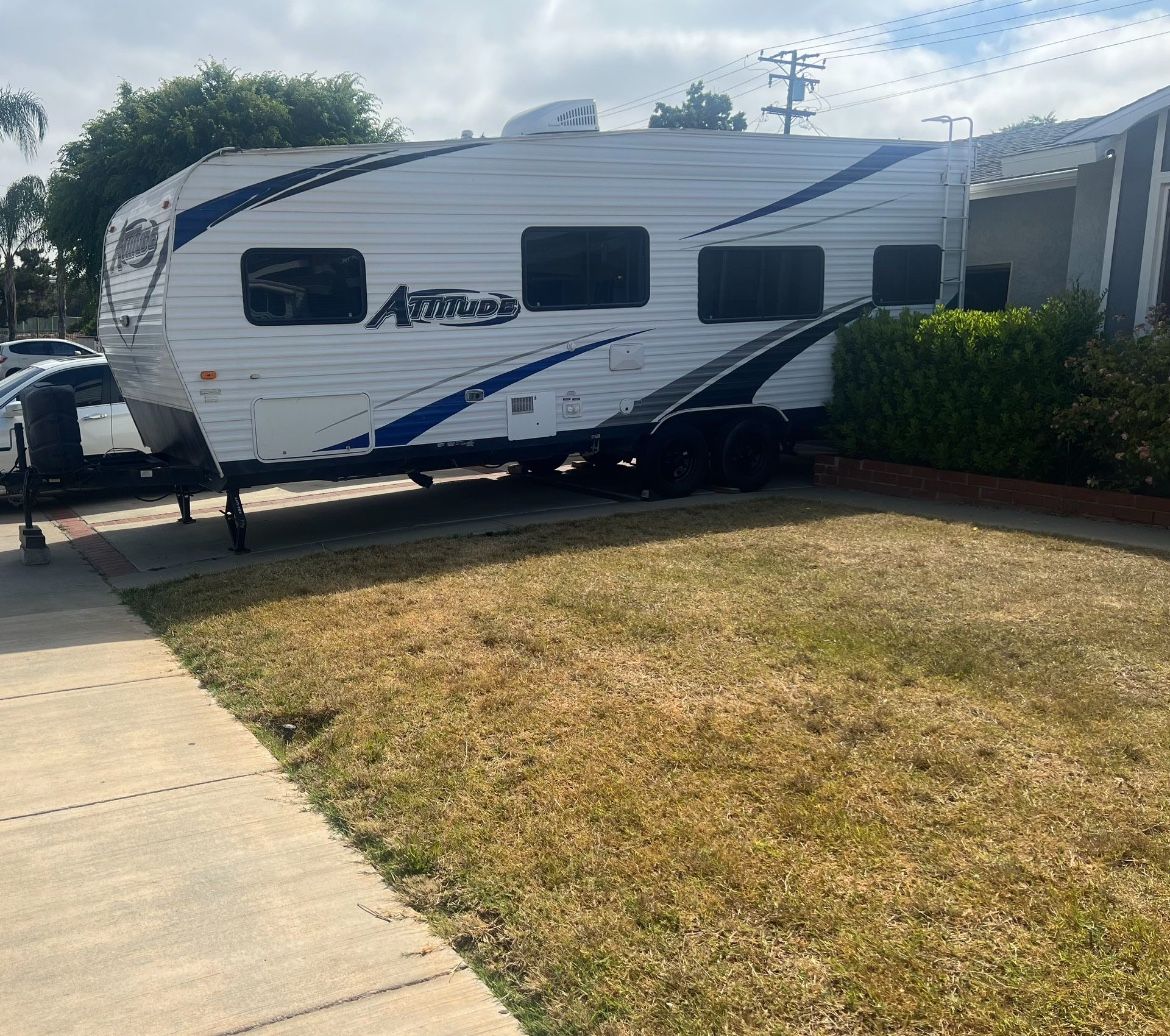 2015 Eclipse Attitude 23FB No trades