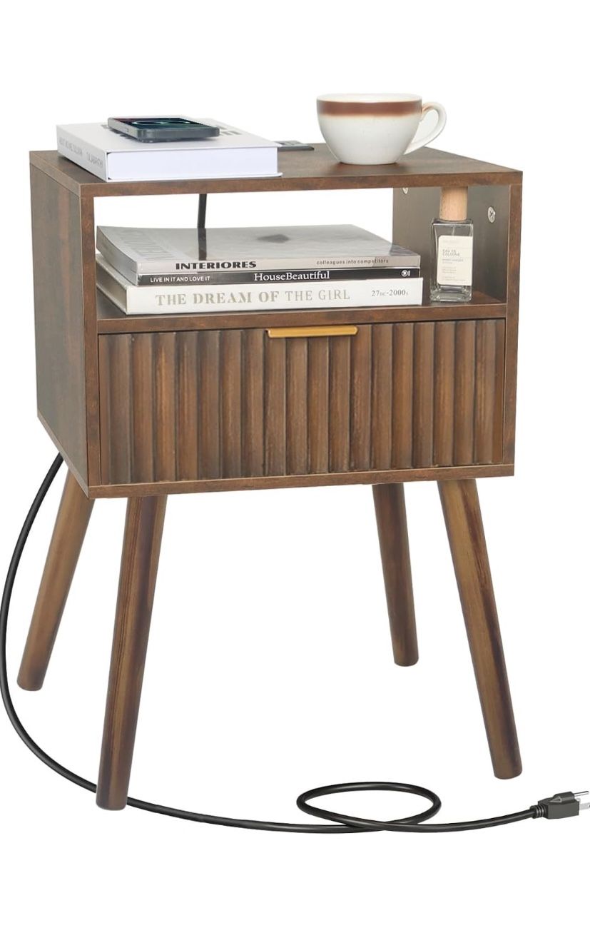 Mid Cetury Modern Nightstand with Charging Station, Fluted Bedside Table with Storage, Modern Side End Table with Solid Wood Legs Living Room for Bedr