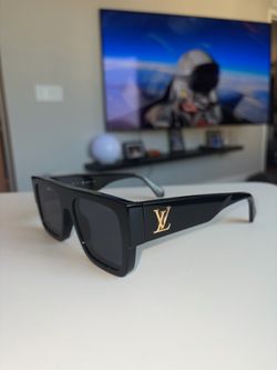 Louis Vuitton Clash Square Sunglasses
