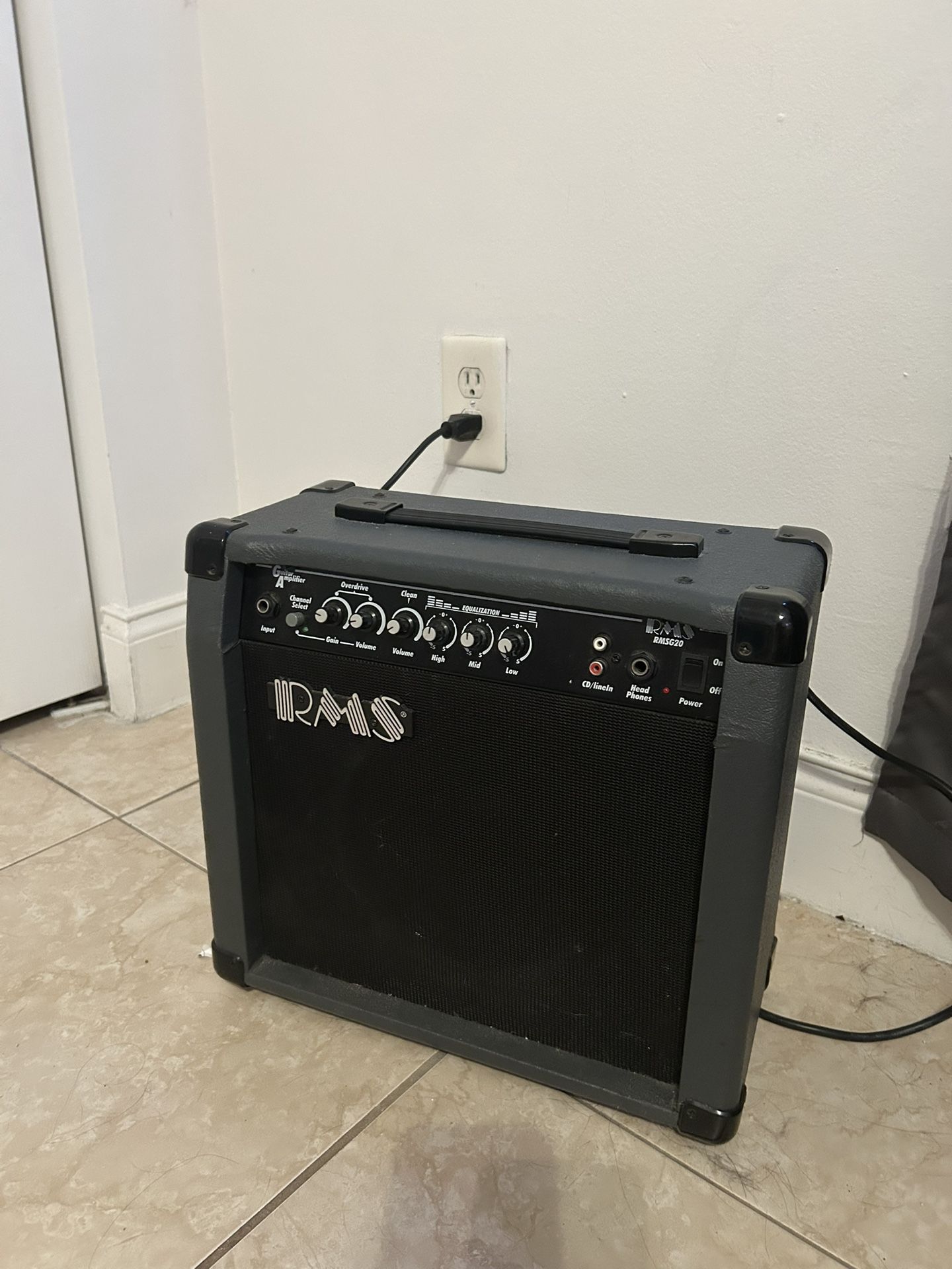 RMS Amplifier
