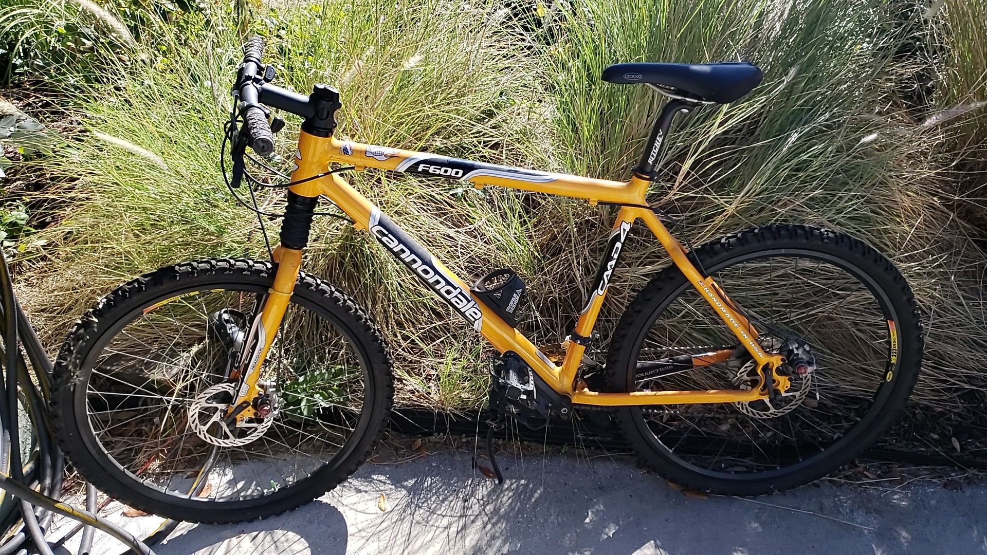 Cannondale F600 bike