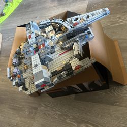 Lego Star Wars Millennium Falcon