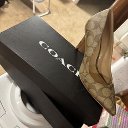Coach Women 6.5 Shoes