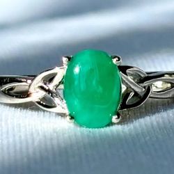 Size 7 Genuine Colombian cabochon emerald ring, silver 925, 