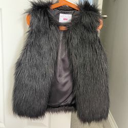 Black Fur Vest Girls Size 5/6