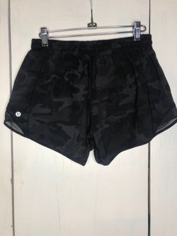 Lululemon Hotty Hot Camo Short Size 8