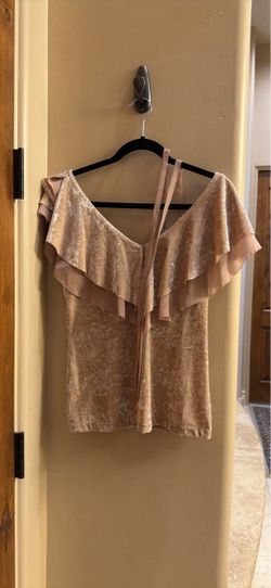 White House Black market velvet top - S