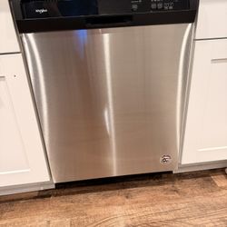 Whirlpool Dishwasher 