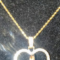 DOUBLE SIDED PICTURE PENDANT