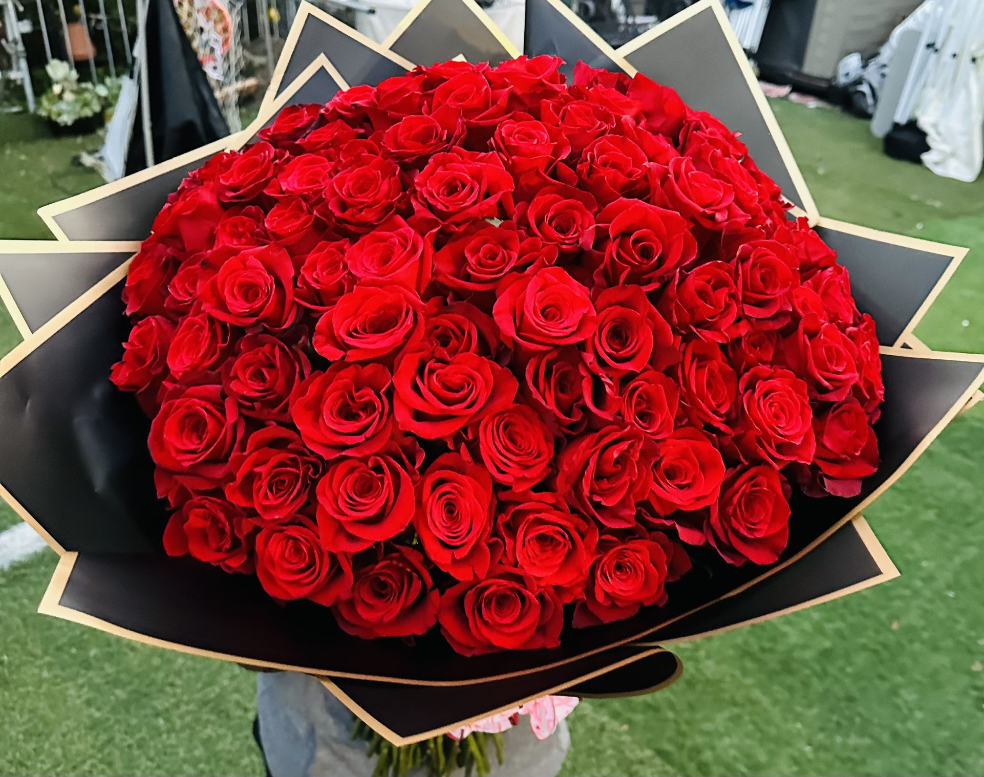$45 And ⬆️ Roses, Flowers- Ramos Buchones