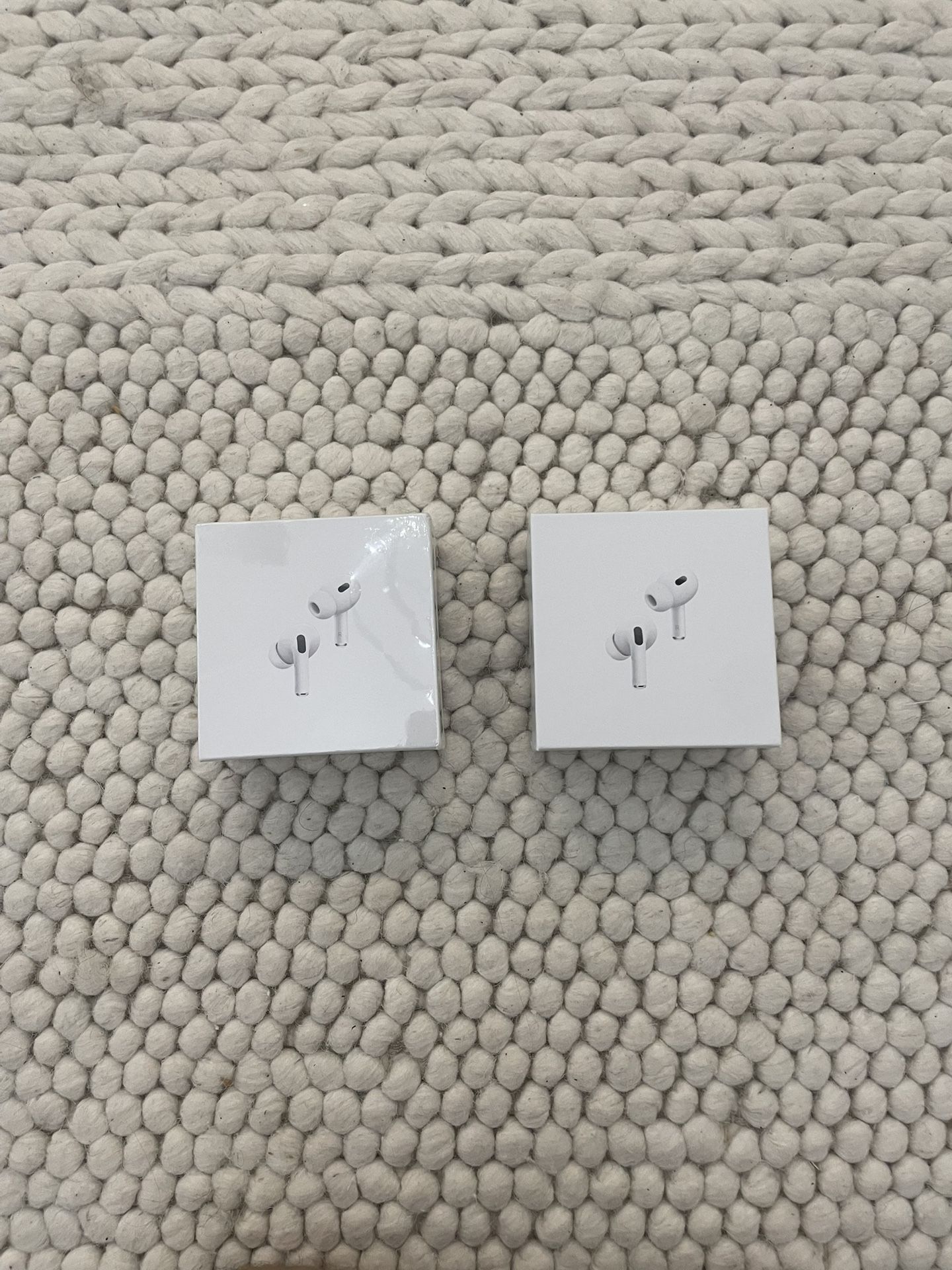 USED AIRPOD PRO 2ND GENERATION (Send Best Offer + No Refund)