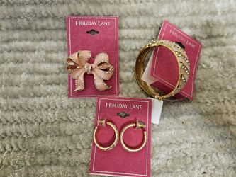 MACYS Holiday Lane Jewelry 