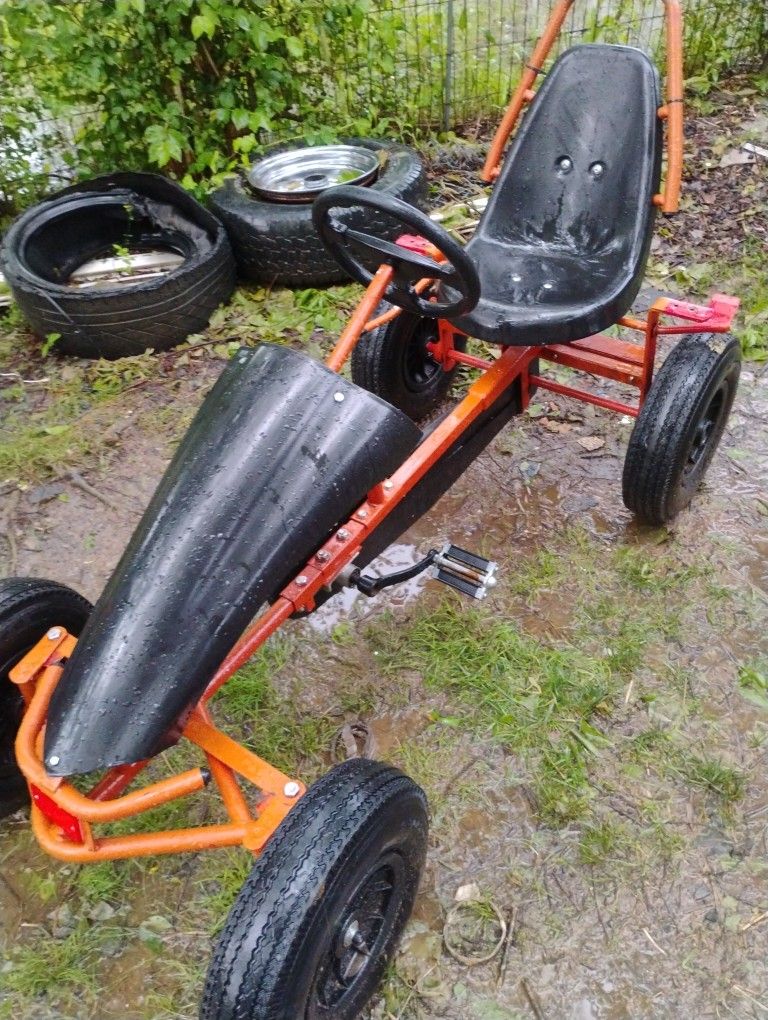 Adult Pedal Car With Cart Hitch