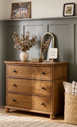 Classic 3-Drawer Wooden Dresser – Rustic Oak Finish