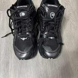Balenciaga Runner