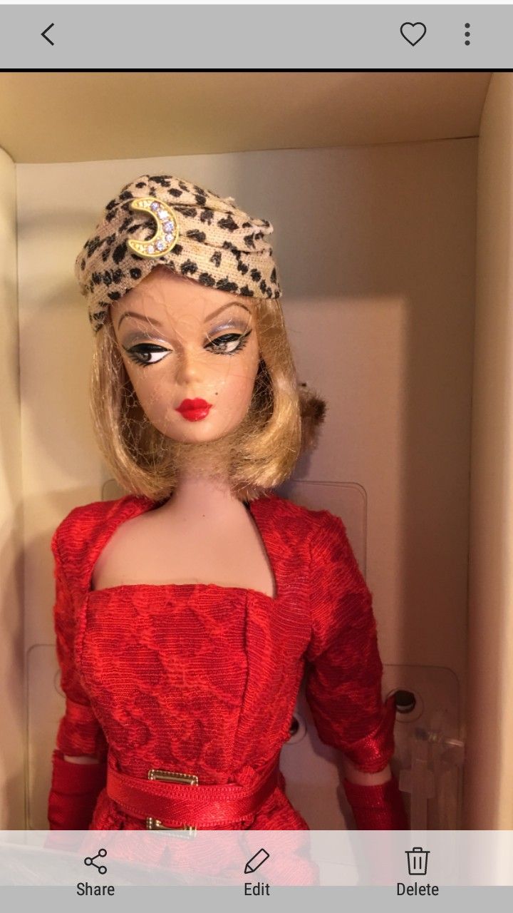 Silkstone barbie doll red hot reviews doll GOLD label