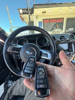Llaves de autos / car keys and remotes